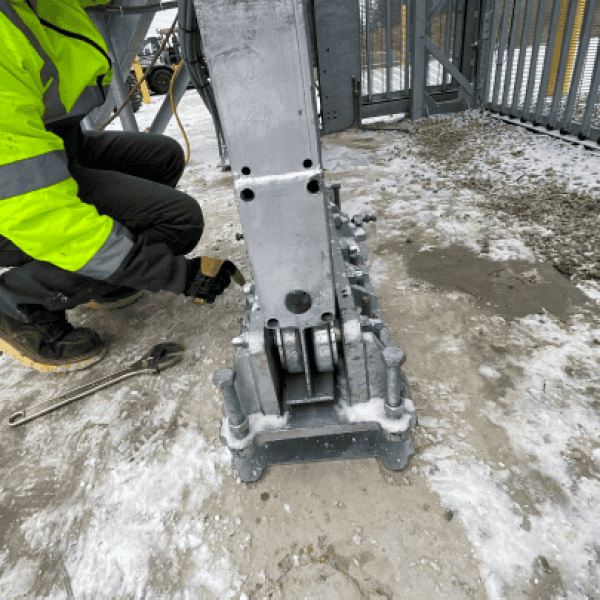 Gate Maintenance 2